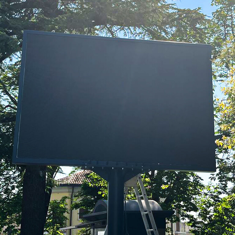 Ledwall - Il progetto realizzato per il Comune di Caneva - Visivart